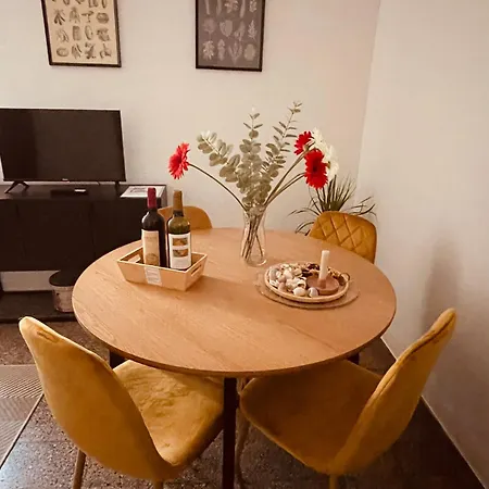 Casa Rossa * Леза